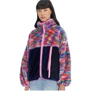 🥷🏿🥷🏿🥷🏿UGG Women’s Marlene Sherpa Jacket pixelate Size-Medium! Brand new!!